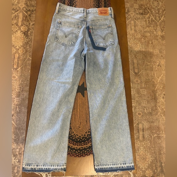 Levi's Light Blue Ribcage Straight Ankle Jeans - Picture 2 of 4
